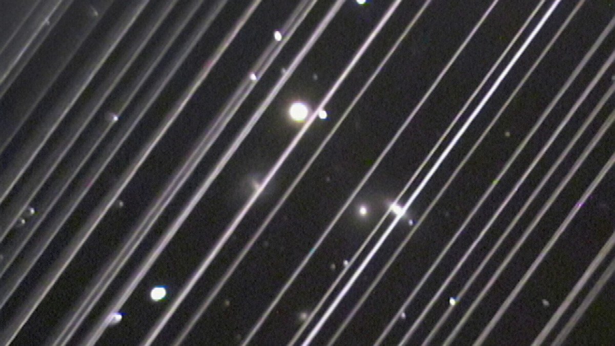 17.000 Satelit di Orbit, Risiko Tabrakan Meningkat feat 17000 satelit risiko tabrakan