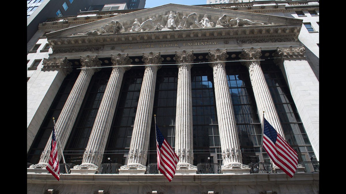 feat wallstreet ai