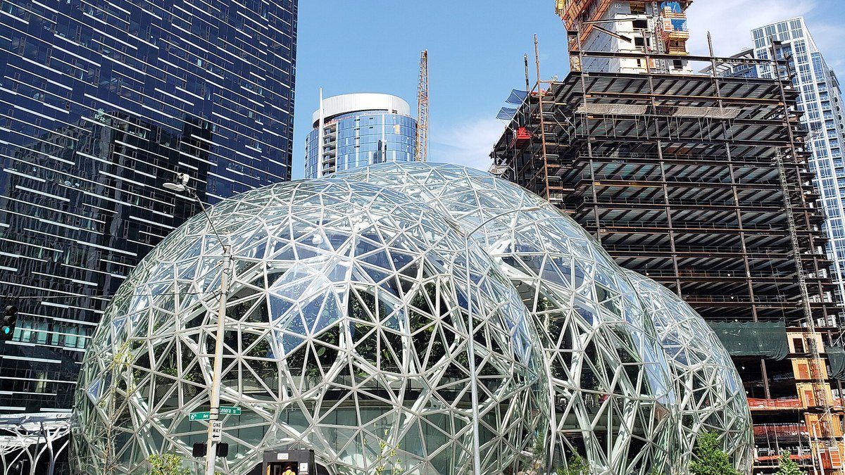 feat amazon bee perangkat